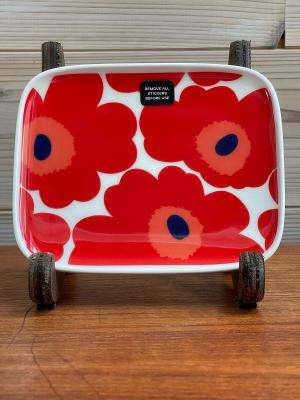 UNIKKO　PLATE　15×12cm　red
