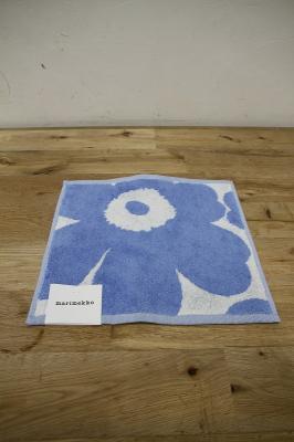 Unikko　mini　towel　30x30cm　マリメッコ　ウニッコ　ハンドタオル