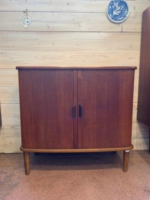 ヴィンテージ　ローキャビネット　チーク材　蛇腹　ローラーフロント