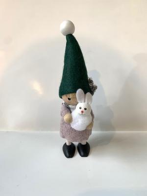 ノルディカニッセ　ウサギを抱えた男の子　Nordic　Forest