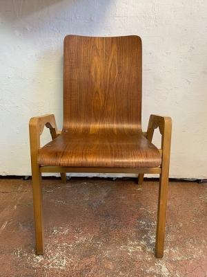 アクセル・ラーソン　(Axel　Larsson)　Svangsta　Stilmobler社製　ダイニングチェア　ヴィンテージ　肘付き